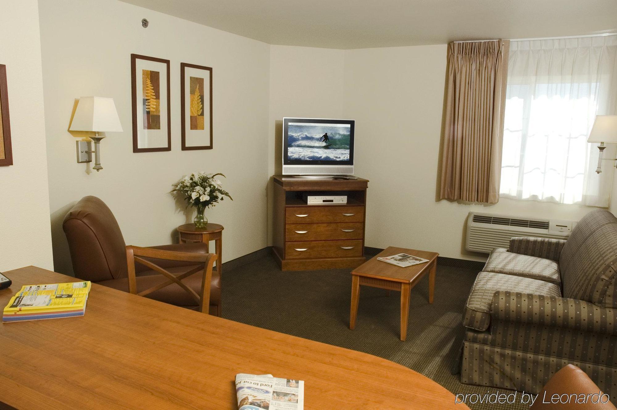 Hotel Candlewood By Ihg 2*